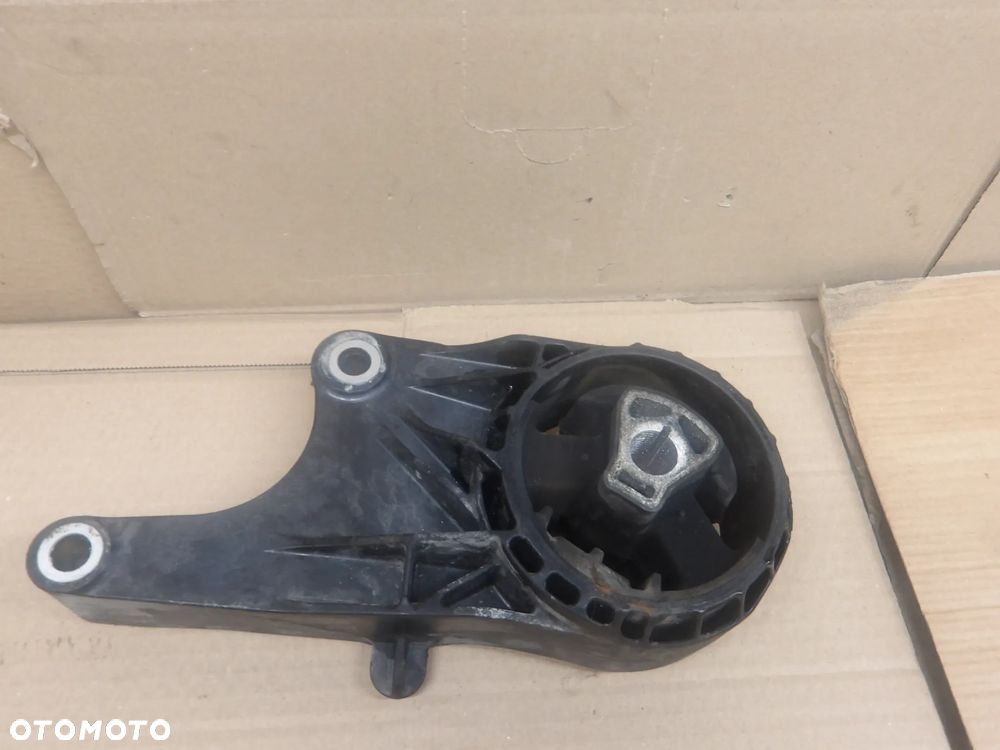 OPEL ASTRA IV J 1.6CDTI ŁAPA PODUSZKA SKRZYNI BIEGÓW 13248600 - 3