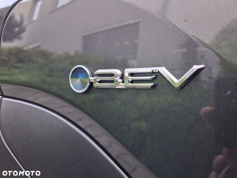 Toyota Urban Cruiser 61kWh Executive - 22