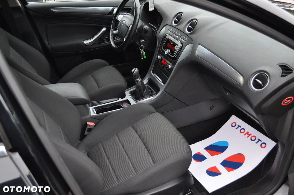 Ford Mondeo 2.0 Viva Titanium - 32