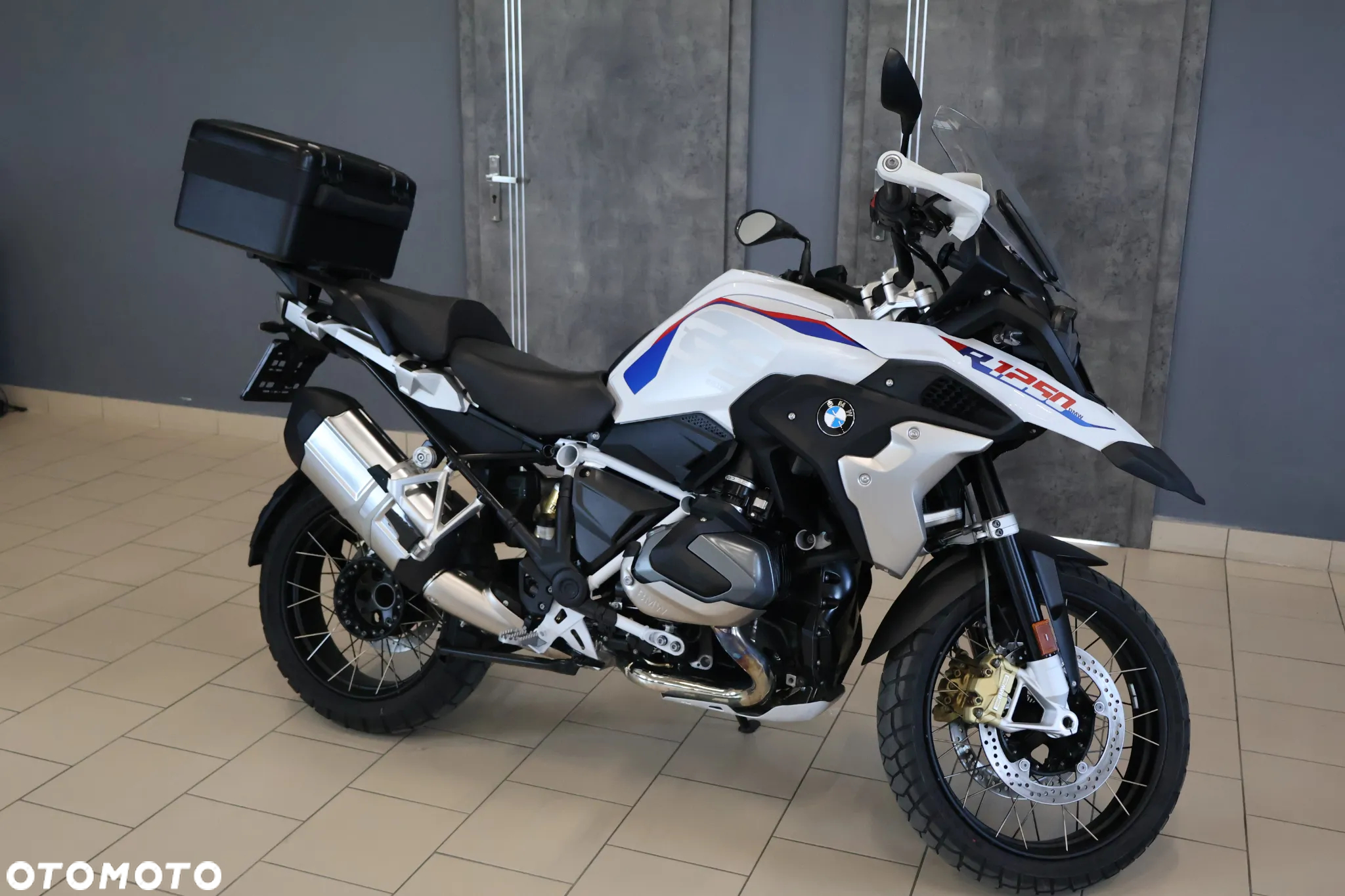 BMW R - 10