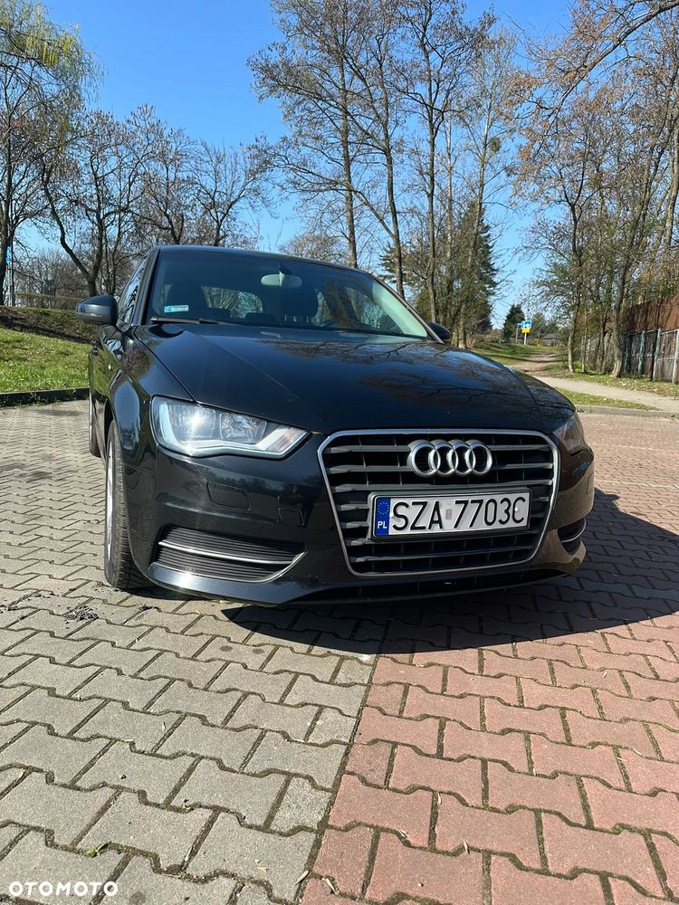 Audi A3 Sportback 1.6 TDI Attraction - 13