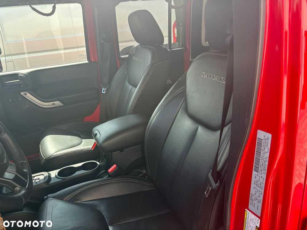 Jeep Wrangler 3.6 Unlim Sahara - 9