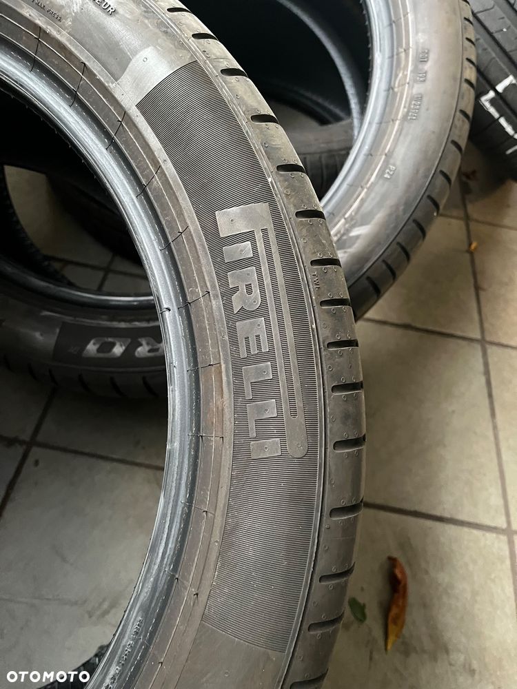 4xOpona letnia Pirelli P Zero PZ4 w rozmiarze 245/45 R19 102Y - 1
