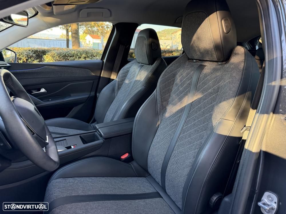 Peugeot 408 1.6 Hybrid Allure Pack e-EAT8 - 10