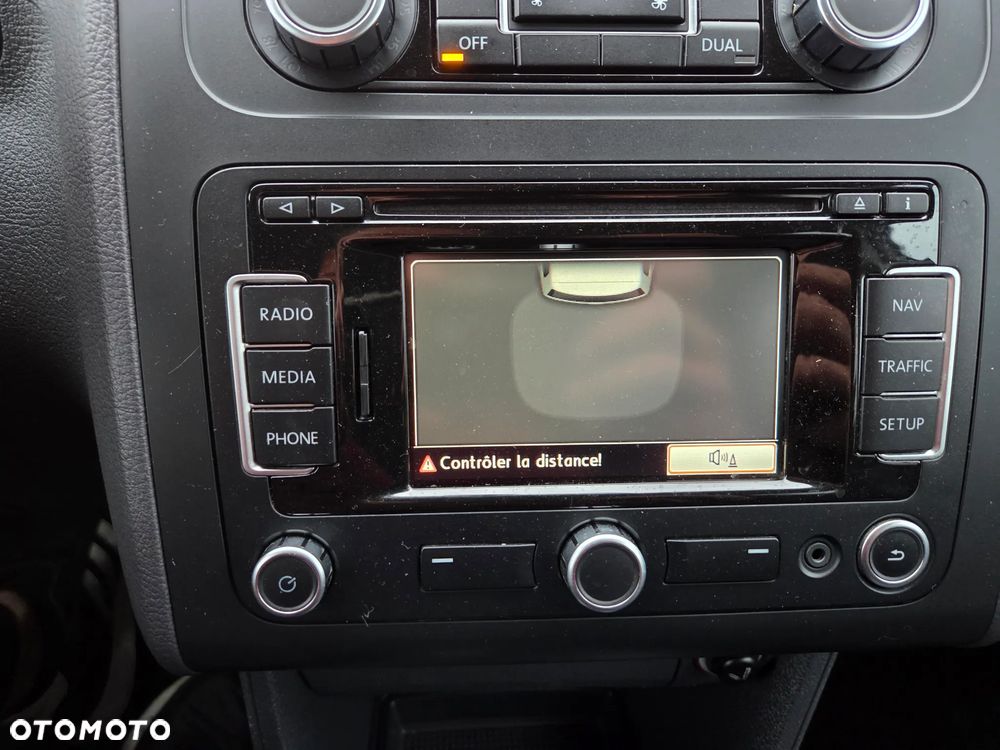 Volkswagen Touran - 19