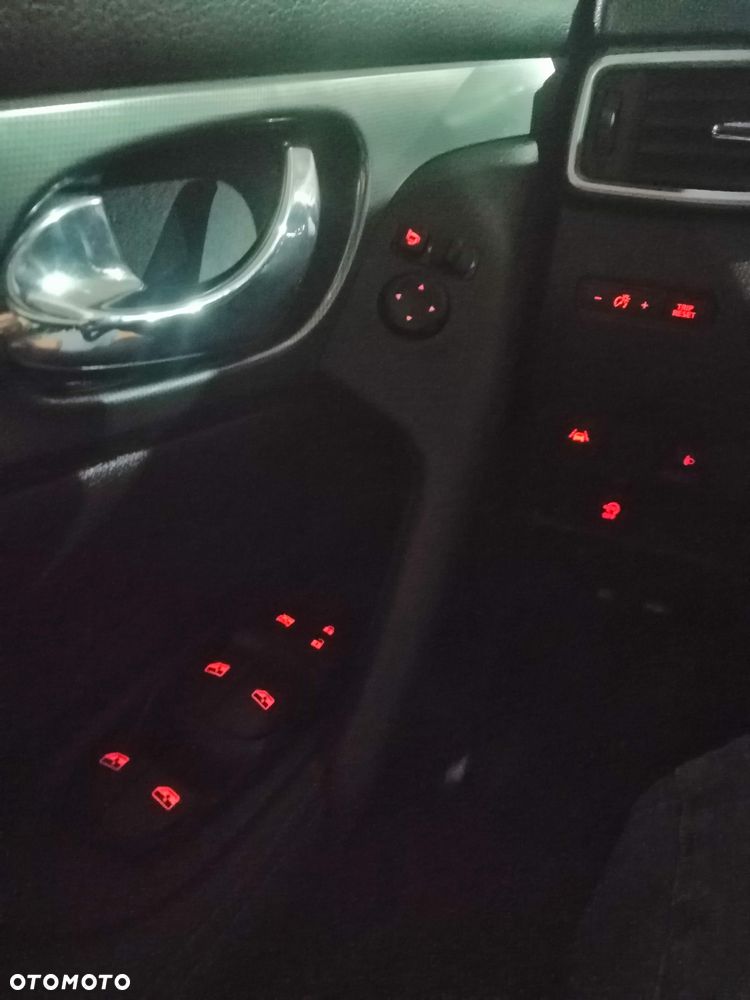 Nissan Qashqai 1.3 DIG-T N-Connecta - 9