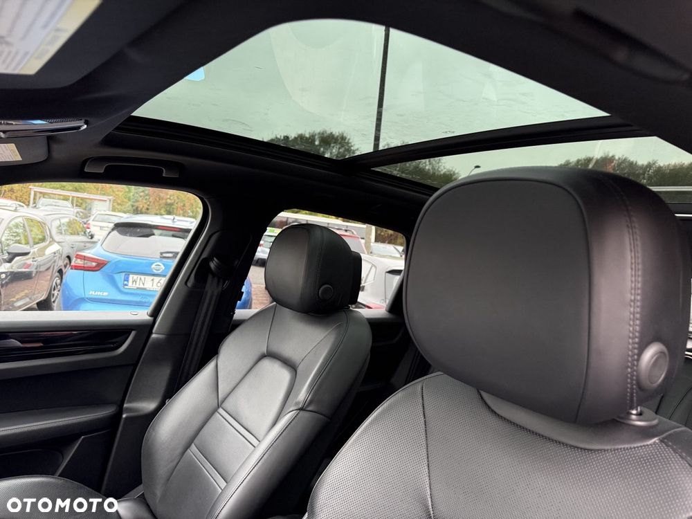 Porsche Cayenne - 10