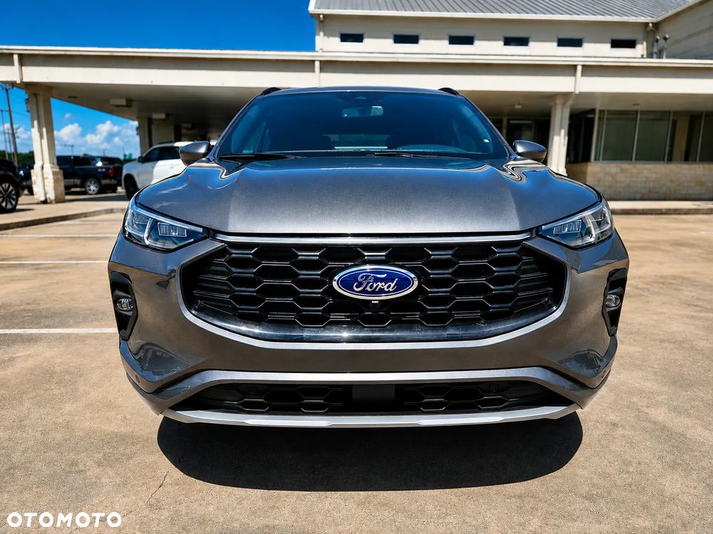 Ford Escape 2.0 EcoBoost AWD Titanium - 2