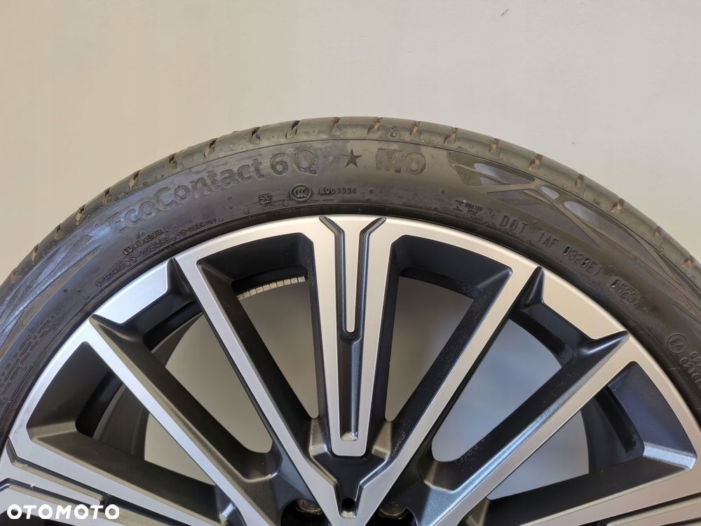 BMW X1 U11 KOLA FELGI ALUFELGI OPONY LATO 245/40R20 8J IS46 23ROK OPON - 9