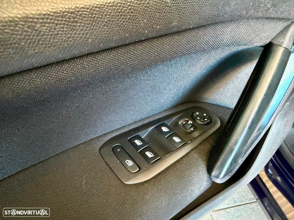 Peugeot 308 - 16