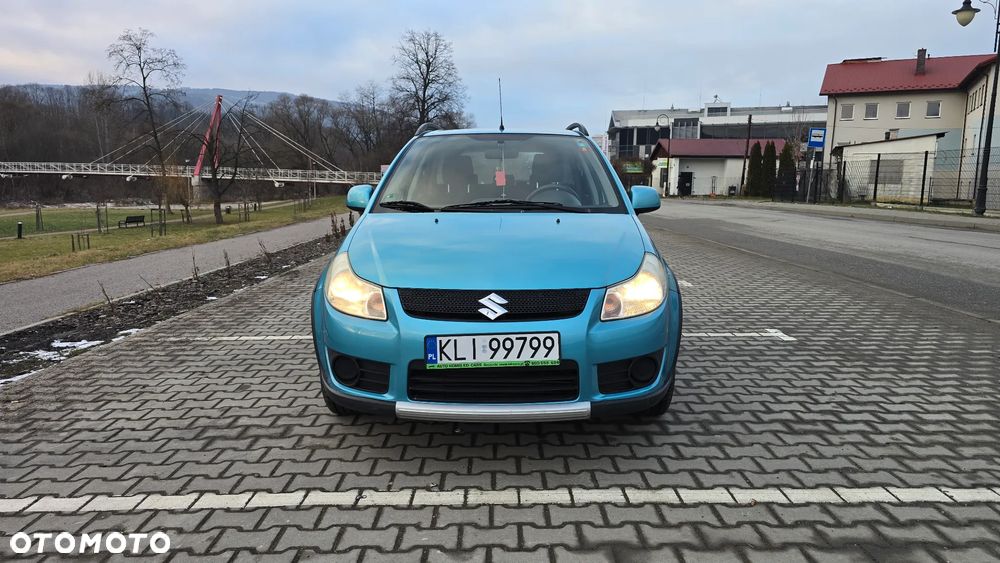 Suzuki SX4 1.9 DDiS DPF 4x4 Comfort - 2
