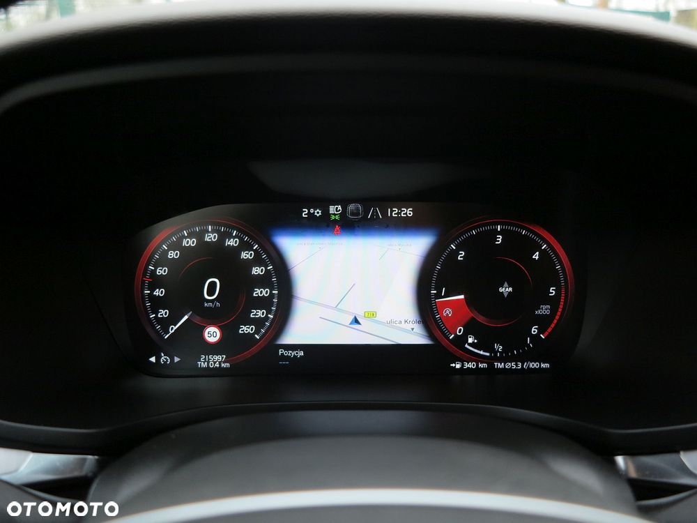 Volvo V60 D3 Momentum - 24
