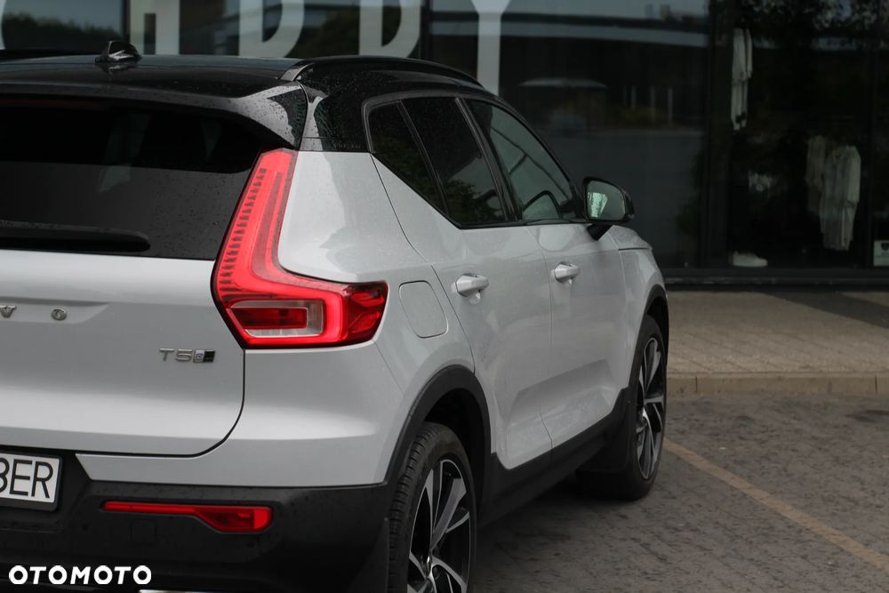 Volvo XC 40 T5 AWD R-Design - 13