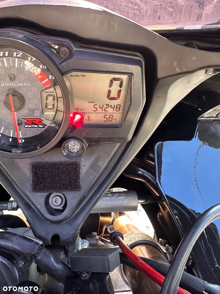 Suzuki GSX-R - 10