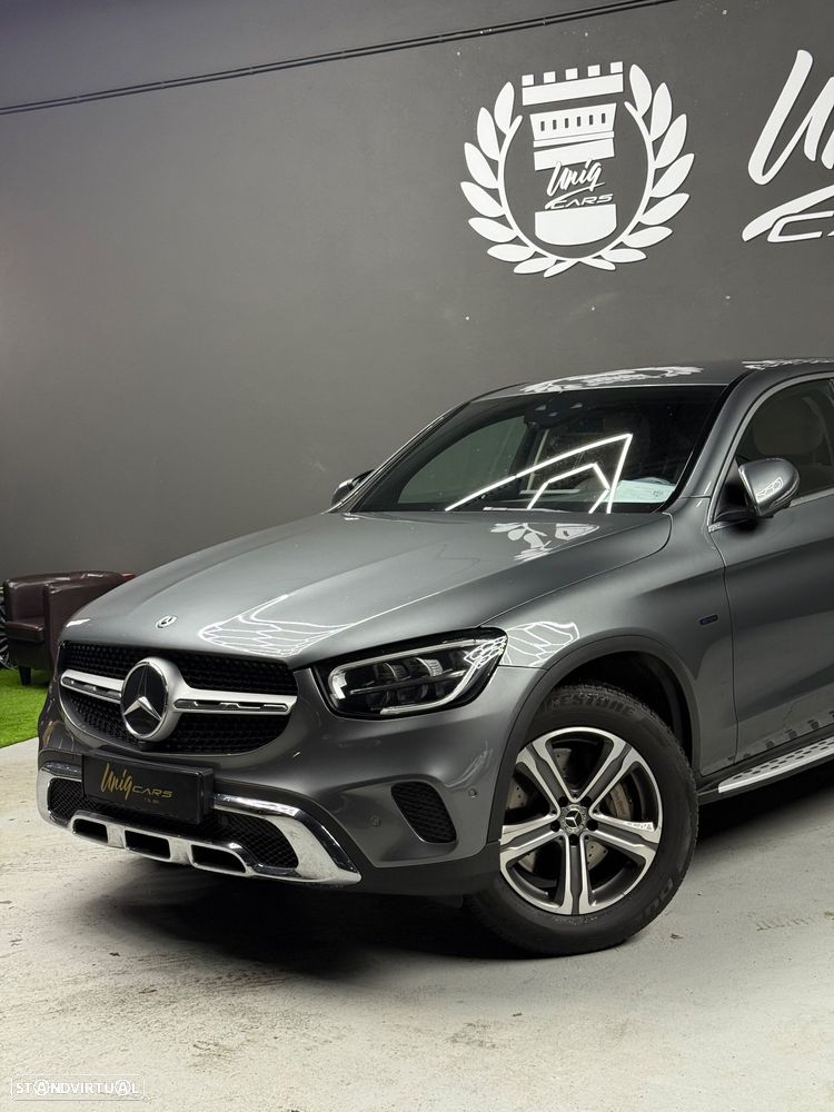 Mercedes-Benz GLC 300 e Coupe 4Matic 9G-TRONIC Avantgarde Advanced - 27