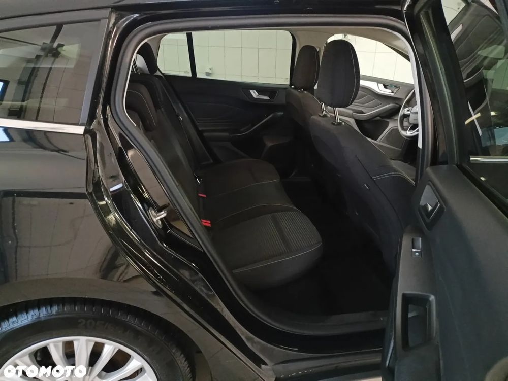Ford Focus SW 1.0 EcoBoost Titanium - 20