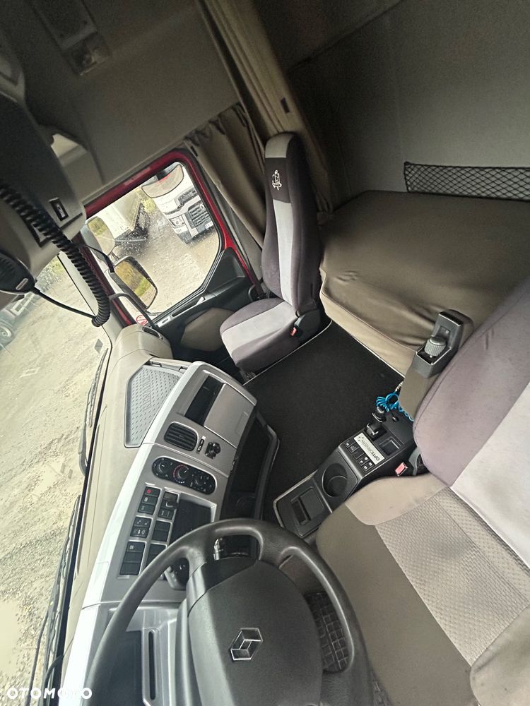 Renault Premium - 7
