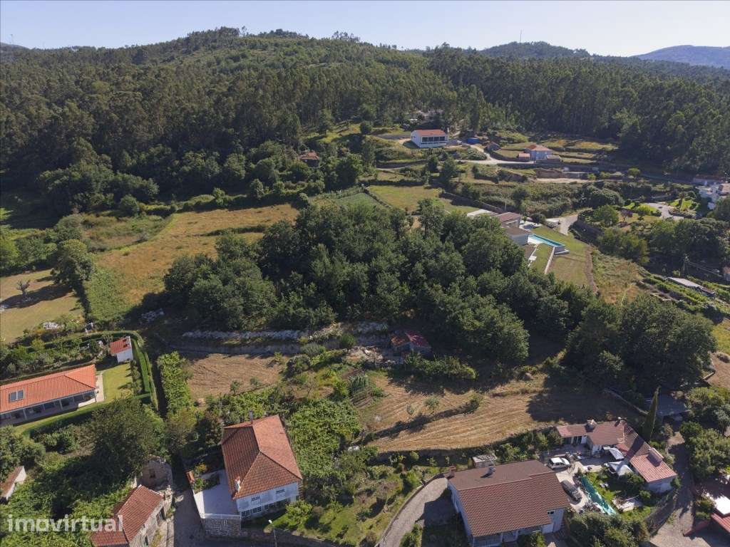 Terreno com PIP e 4.040 m² | Formariz, Paredes de Coura - Grande imagem: 3/21
