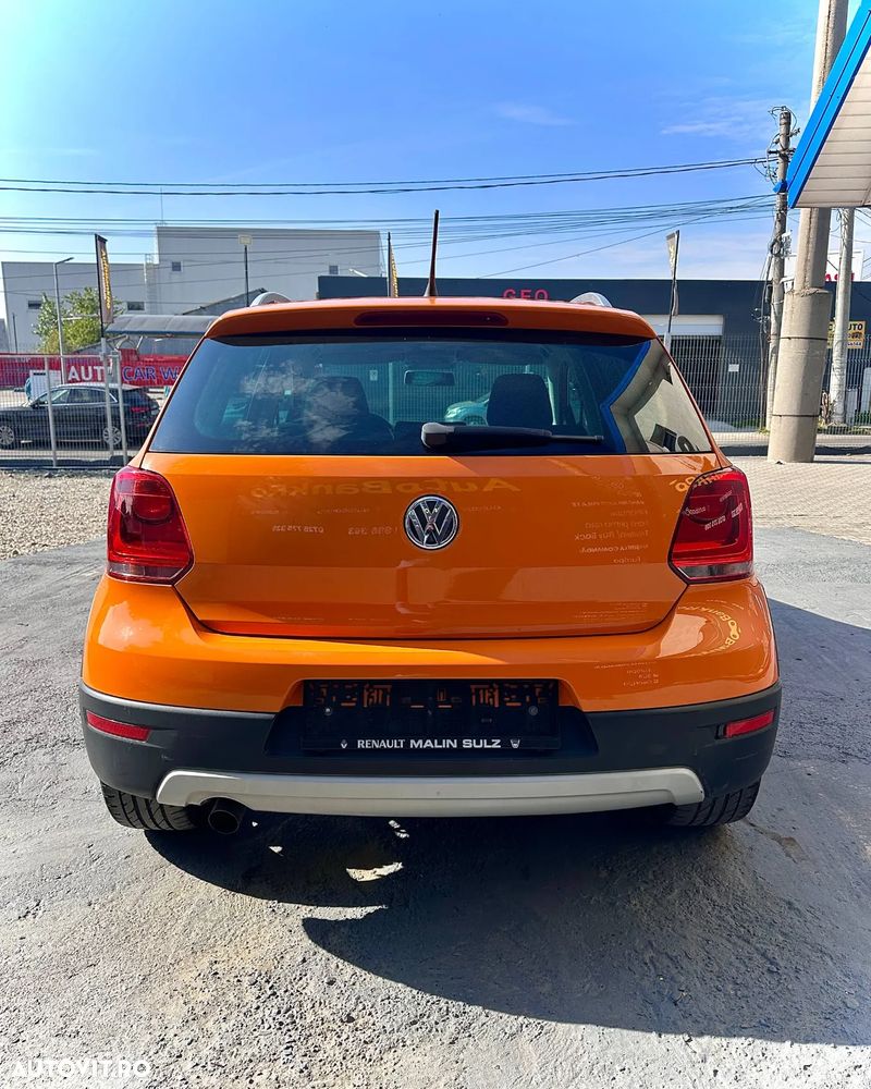 Volkswagen Polo 1.6 TDI Cross - 4
