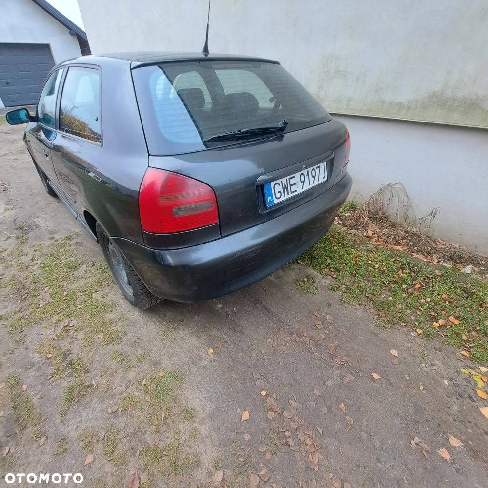 Audi A3 3-drzwiowe 1.8 Ambiente - 4