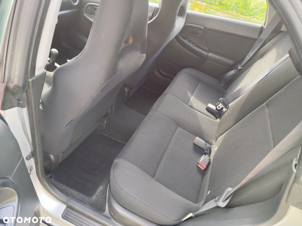 Subaru Impreza - 8