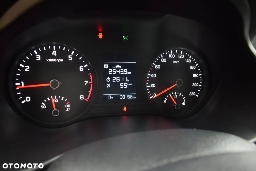 Kia Rio - 26