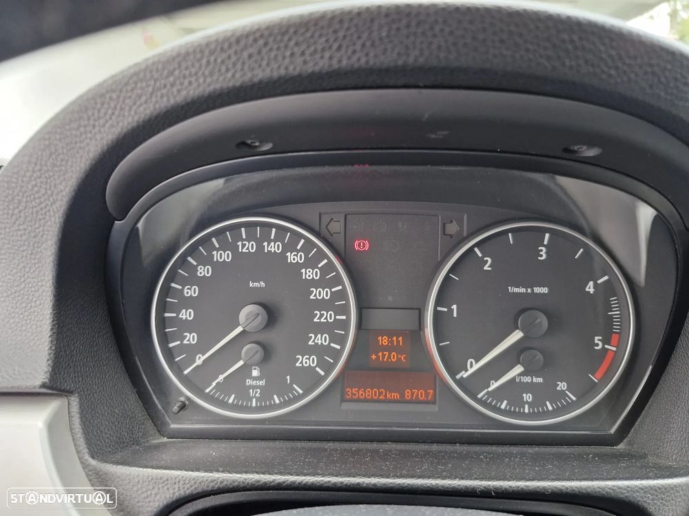 BMW 320 d - 6