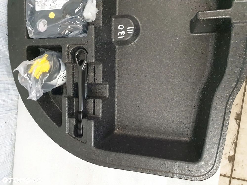 HYUNDAI I30 N HATCHBACK STYROPIAN ZESTAW 09149 - 3