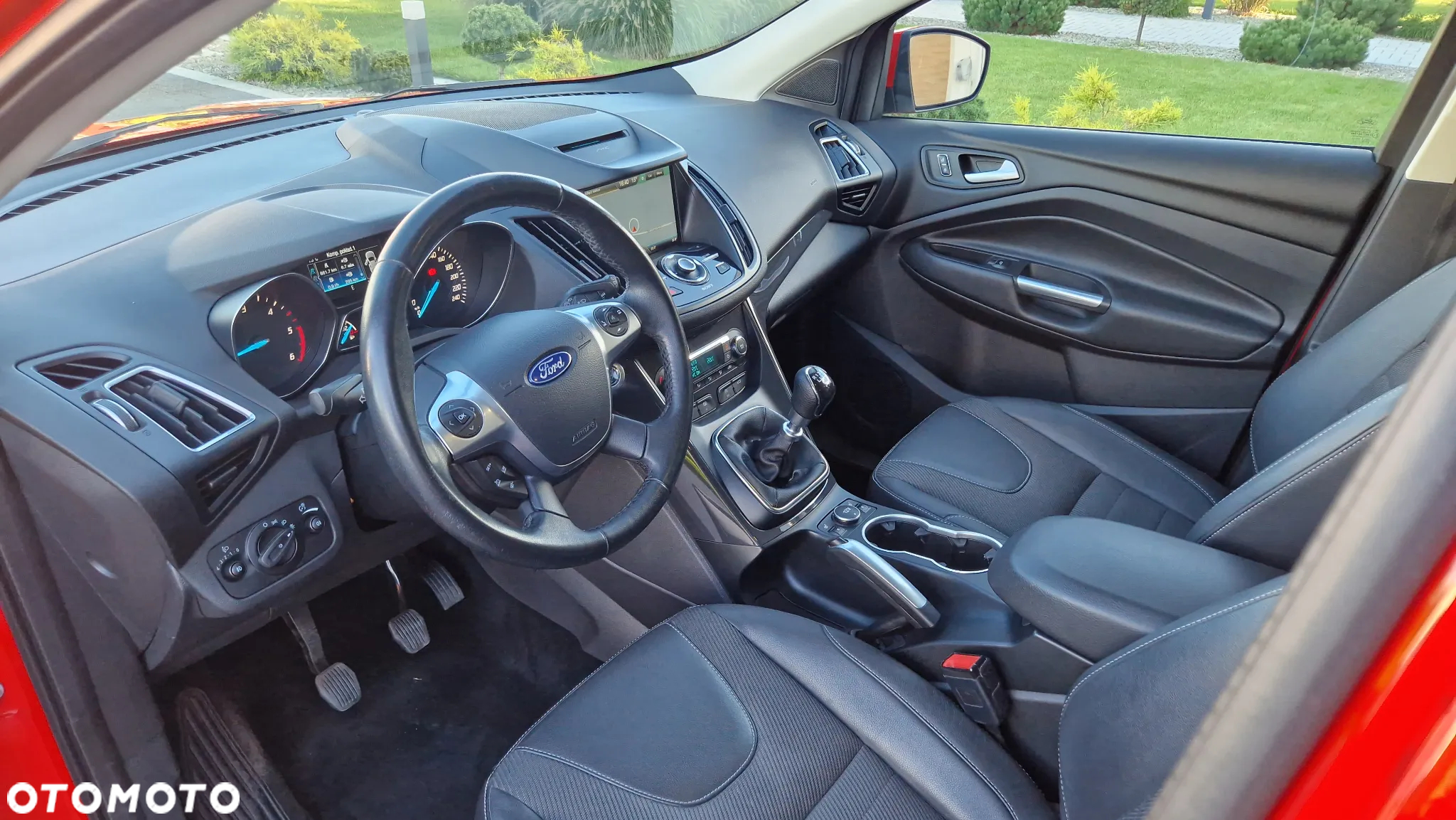 Ford Kuga 2.0 TDCi FWD Titanium - 14