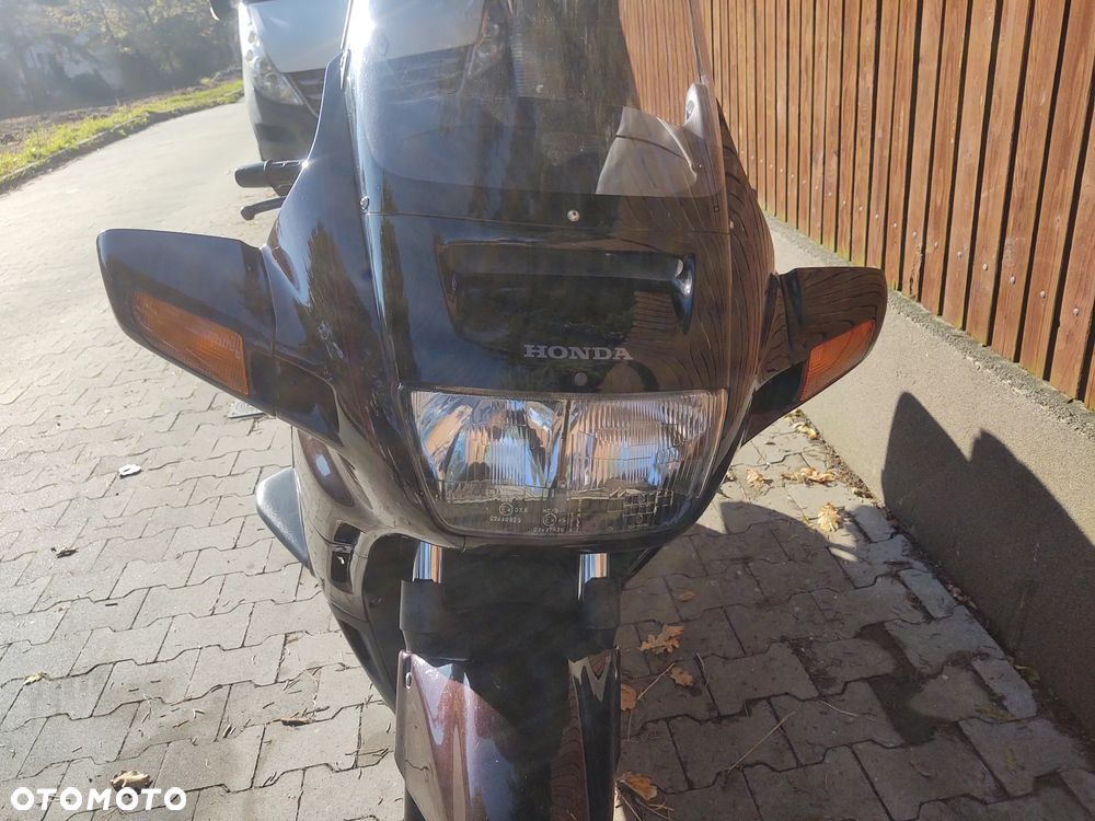 Honda ST - 7