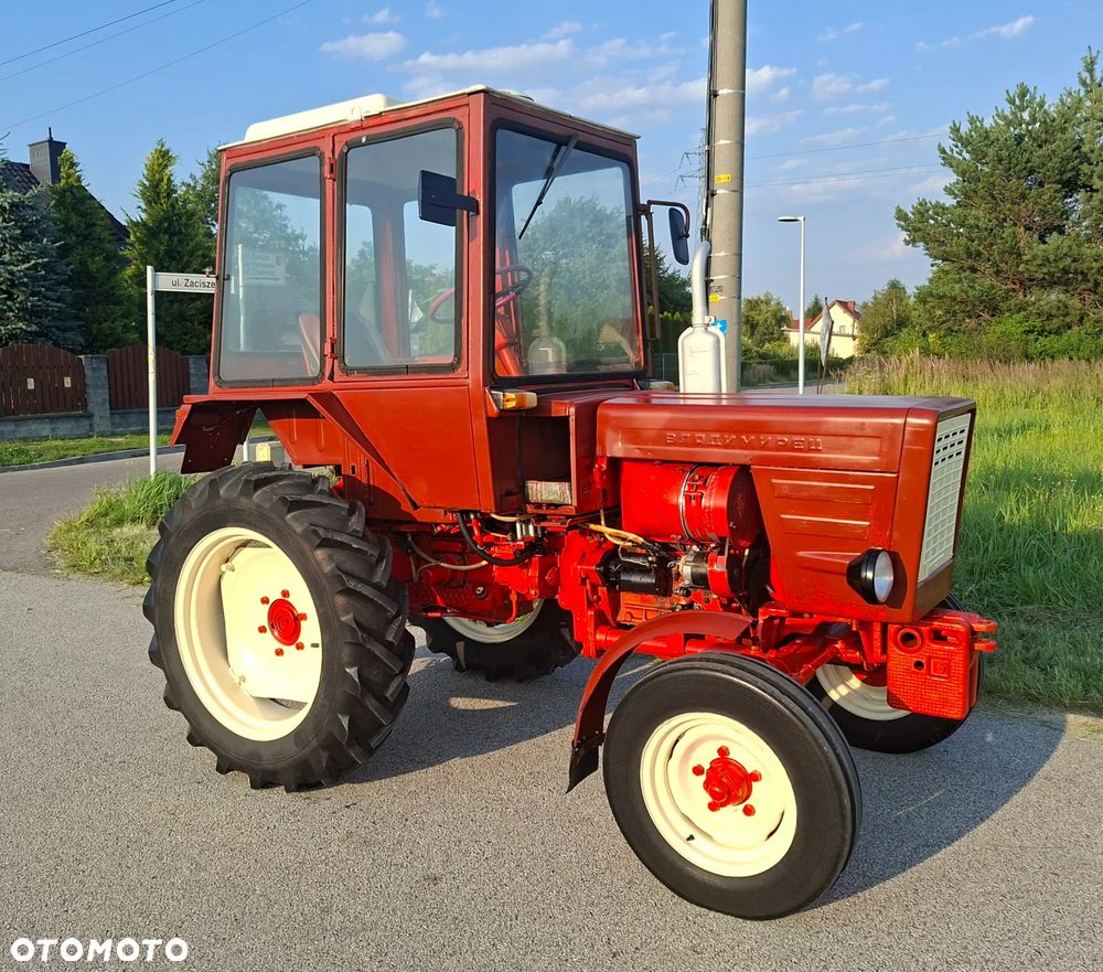 Belarus Ruski T-25 - 2