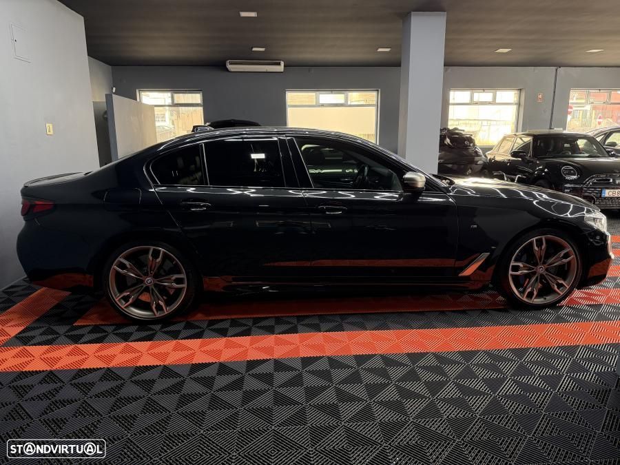 BMW M550d xDrive Auto - 42