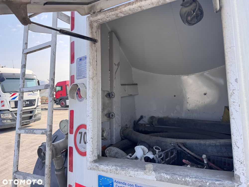 Feldbinder OMEPS CM 35 cementonaczepa beczka - 4