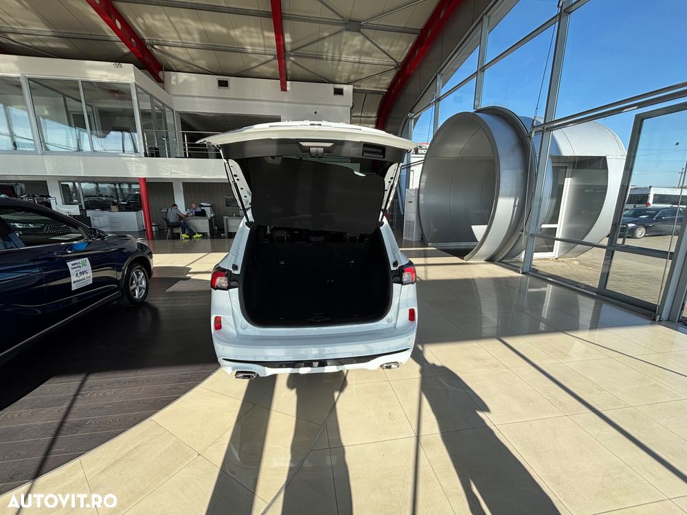 Ford Kuga - 13