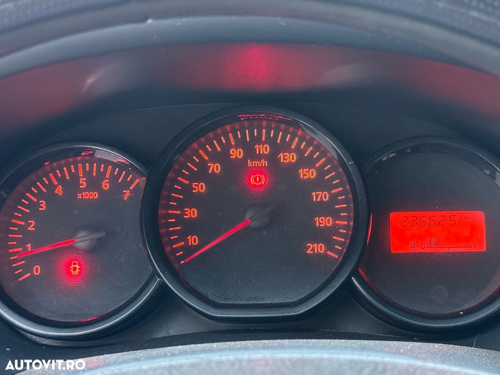Dacia Logan 1.2 75CP Acces - 9
