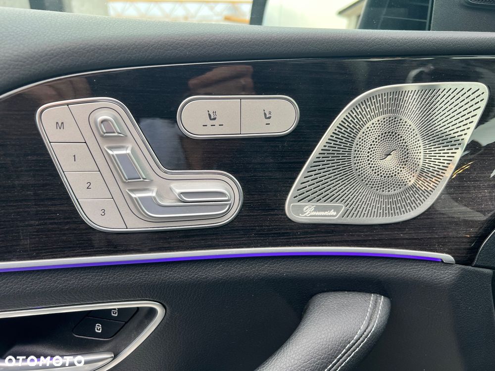 Mercedes-Benz GLS - 24