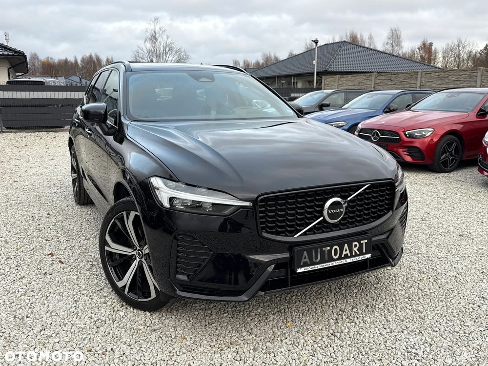 Volvo XC 60 B4 D AWD Ultimate Dark - 2