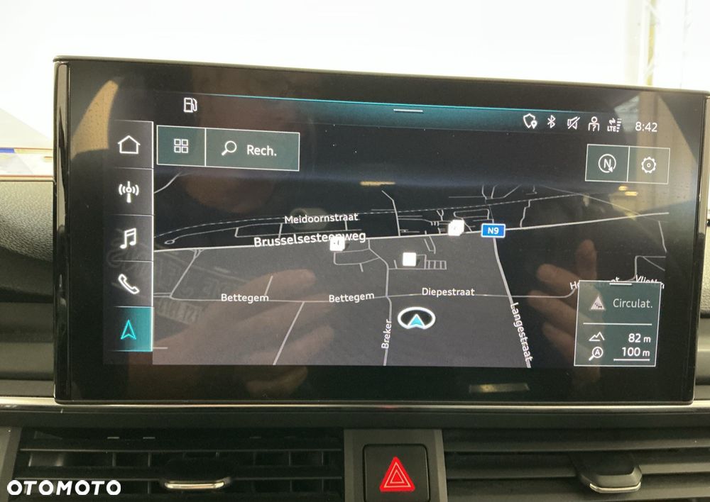 Audi A4 Avant 30 TDI S tronic - 8