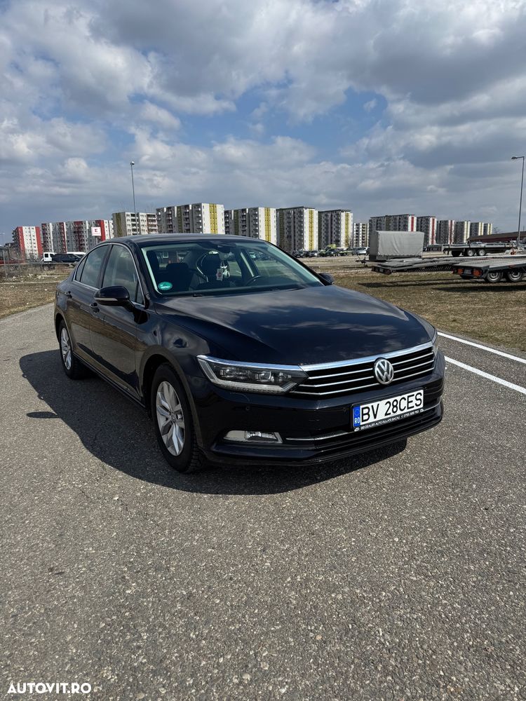 Volkswagen Passat 2.0 TDI SCR DSG BlueMotion Comfortline - 1