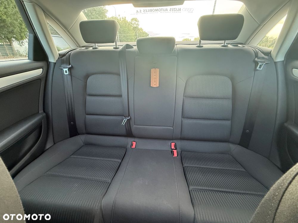 Audi A4 Limousine - 23