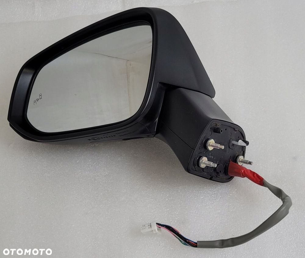 LUSTERKO LEWE TOYOTA RAV4 V 12PIN 2018- - 1