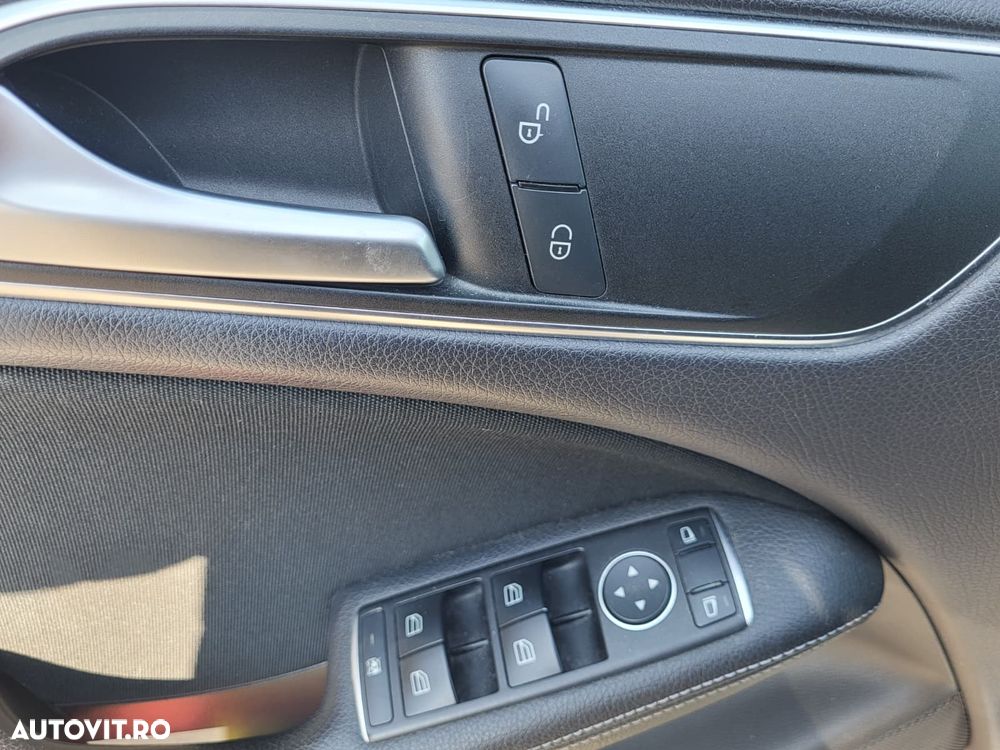 Mercedes-Benz B 180 - 23