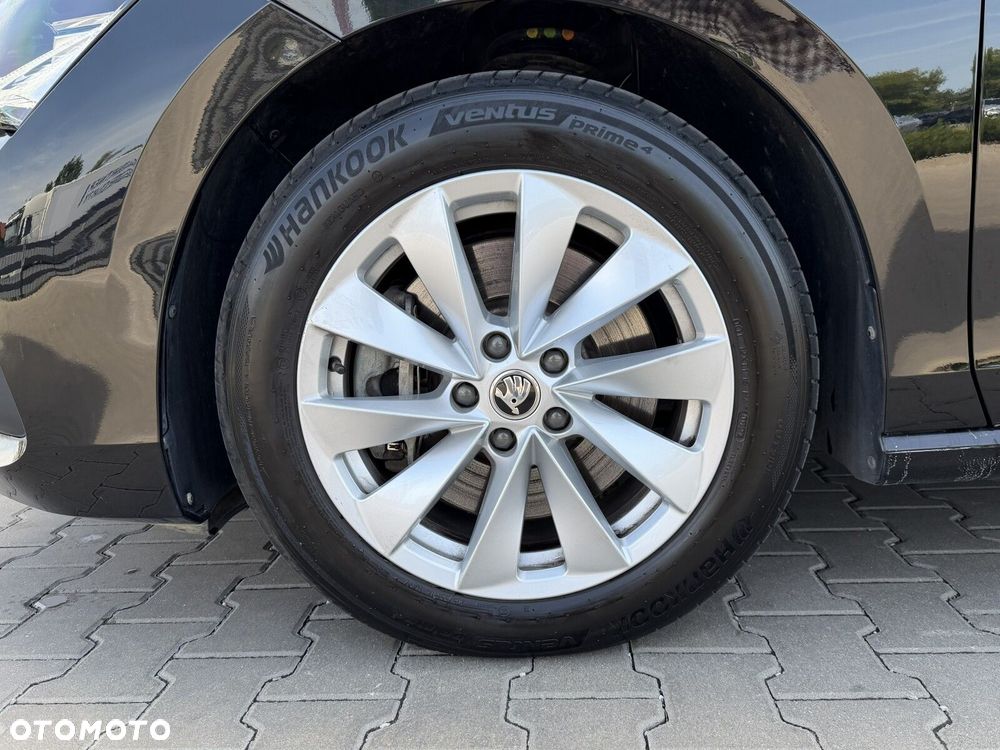 Skoda Superb 2.0 TDI SCR 4x4 Selection DSG - 12