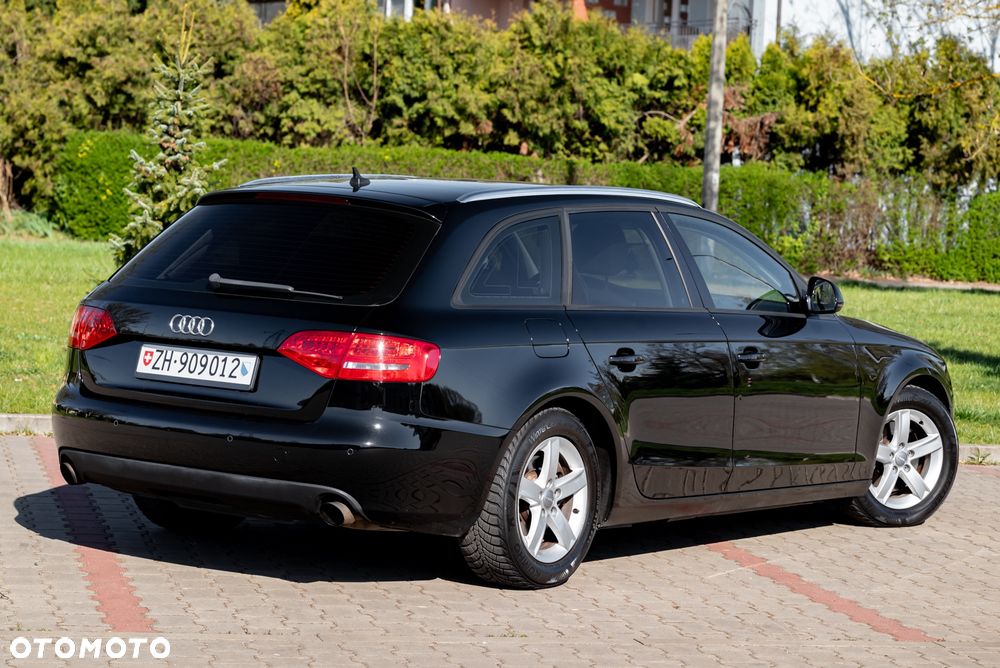Audi A4 Avant 2.0 TFSI Attraction - 10