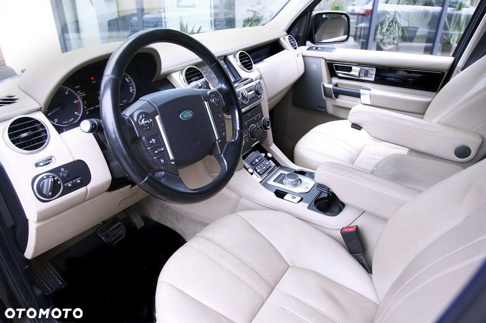 Land Rover Discovery SD V6 HSE Luxury Edition - 17