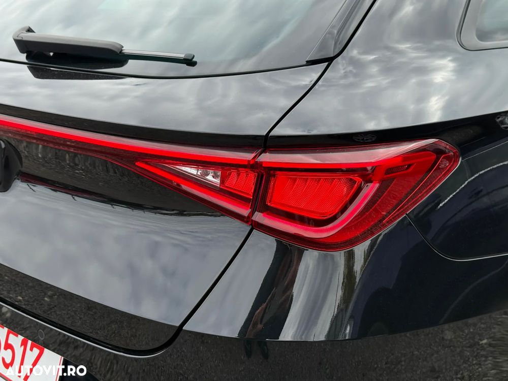 Seat Leon Sportstourer 1.0 eTSI OPF DSG FR - 35