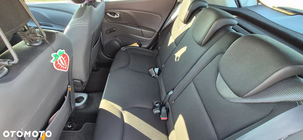 Renault Clio TCe 90 Limited - 14