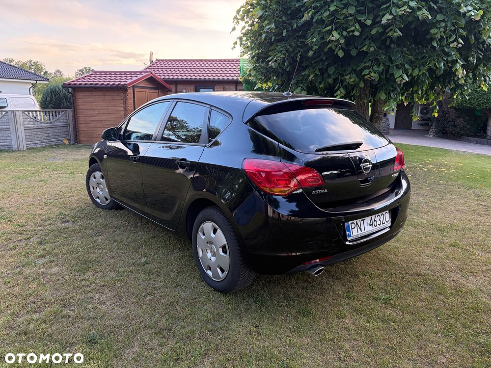 Opel Astra 1.4 Turbo Edition - 5
