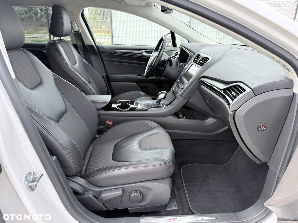 Ford Mondeo 2.0 EcoBoost ST-Line - 17