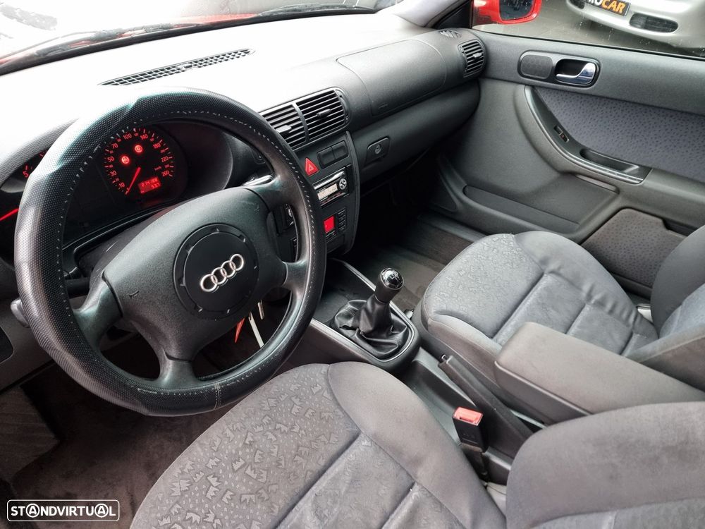 Audi A3 1.6 - 4
